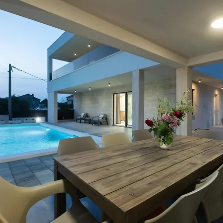 Marta Villa Sukošan